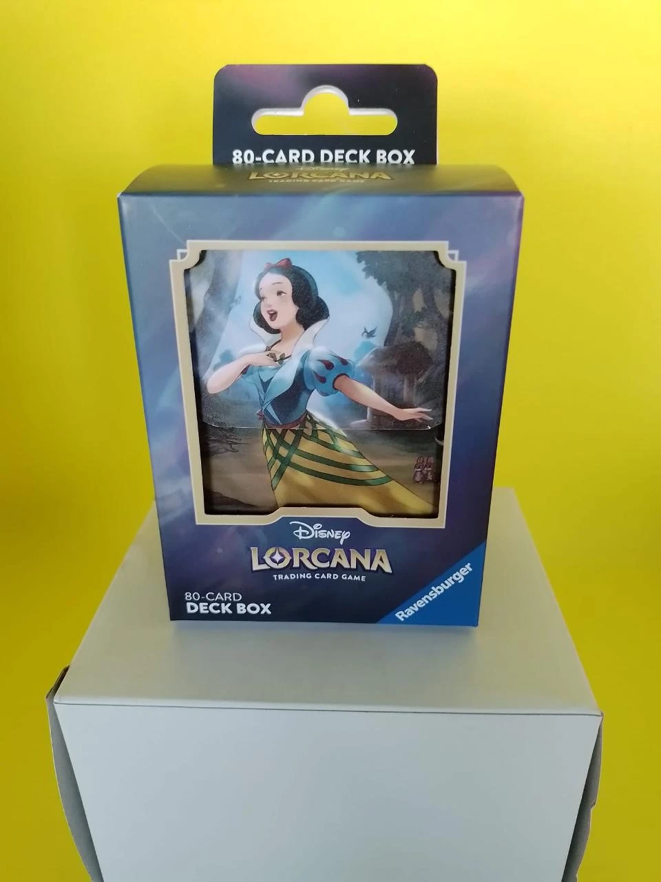 Caixa baralho Disney Lorcana Branca de Neve e Gênio 80 cards Ravensburger TCG – photo 3